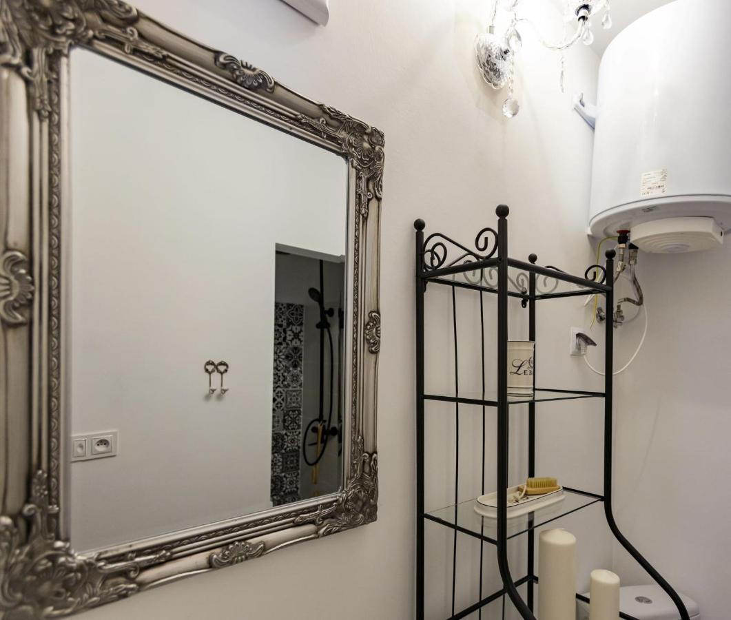 Apartman Charlotte V Dome So Studnou Na Streche Banská Štiavnica Buitenkant foto